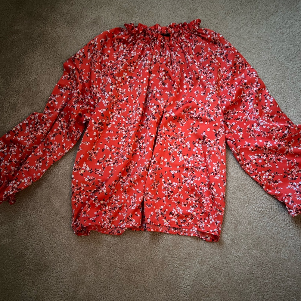 Ann Taylor red floral blouse